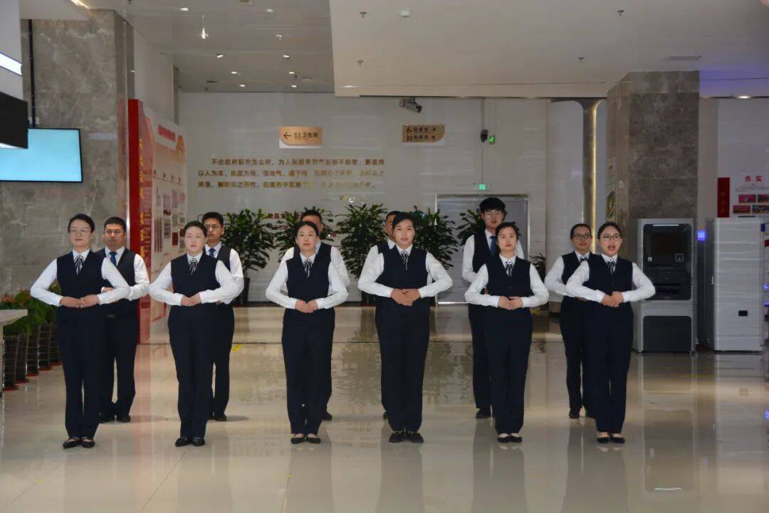 以賽促干！濰坊市坊子區(qū)政務(wù)服務(wù)大廳舉辦文明服務(wù)禮儀“大比武”